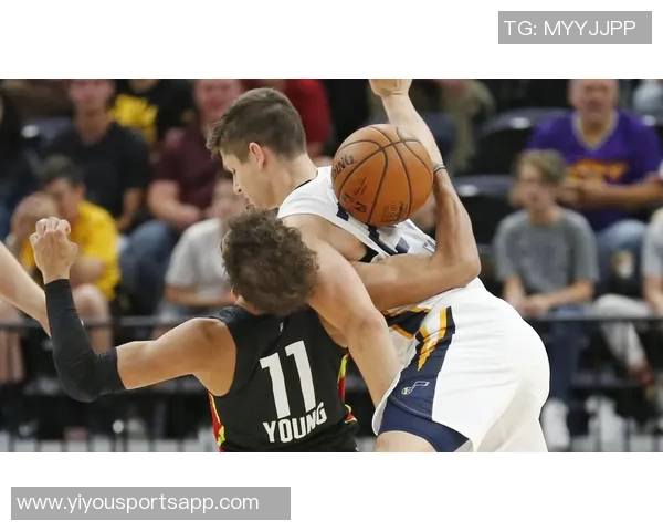 格雷森阿伦谈首节扣篮时关注文班位置的重要性与策略分析